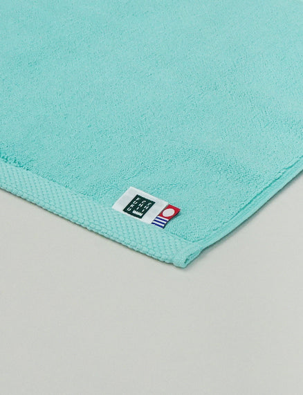 Modern Resort Bath Mat