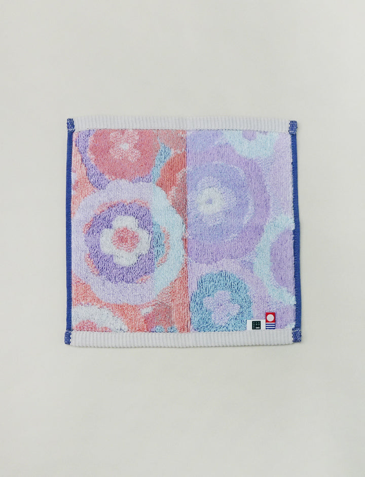 Moni hankie with paper band