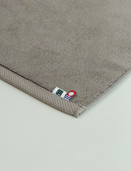 Modern Resort Bath Mat