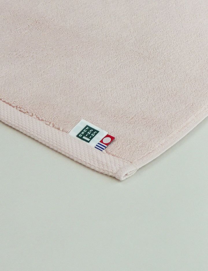 Modern Resort Bath Mat