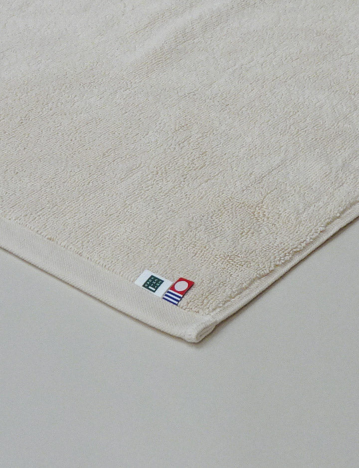 Hotel Resort Petite Bath Mat