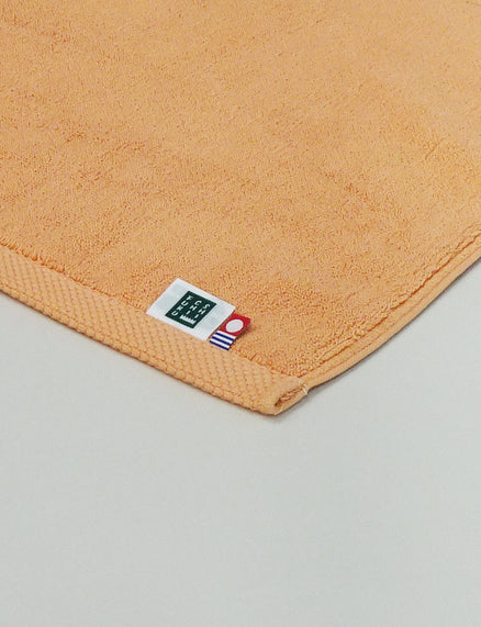 Modern Resort Bath Mat