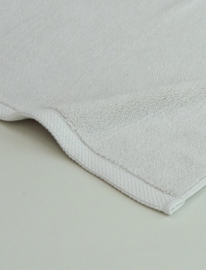 Modern Resort Bath Mat