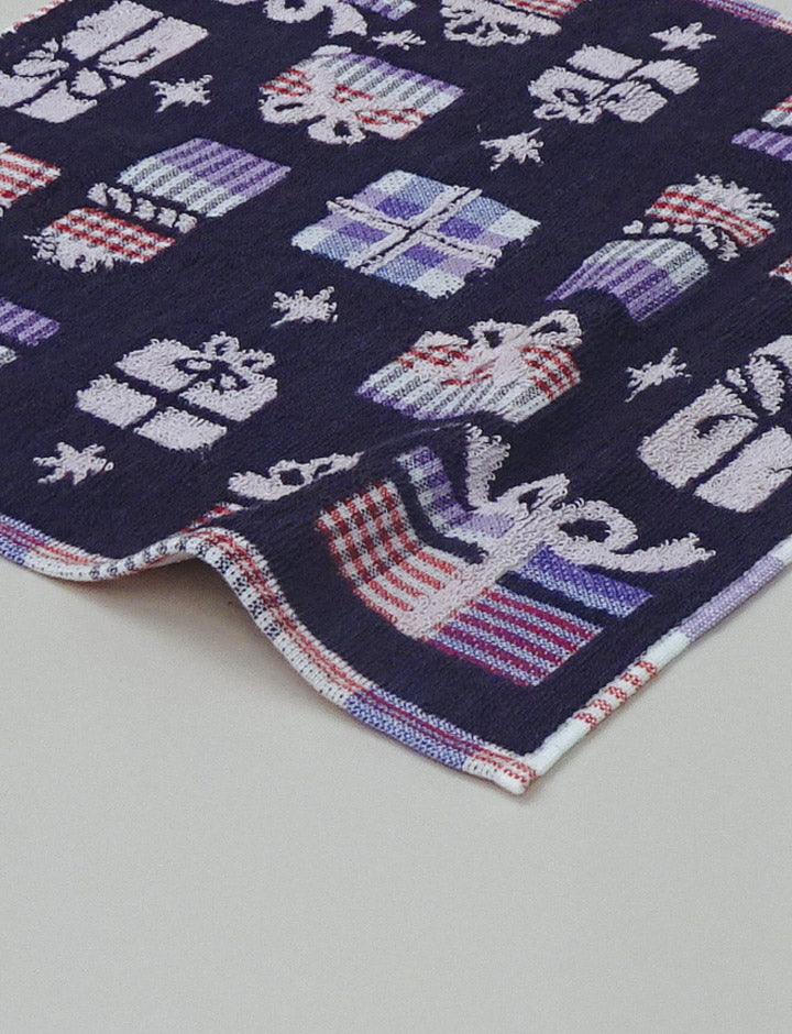Glad bath towel