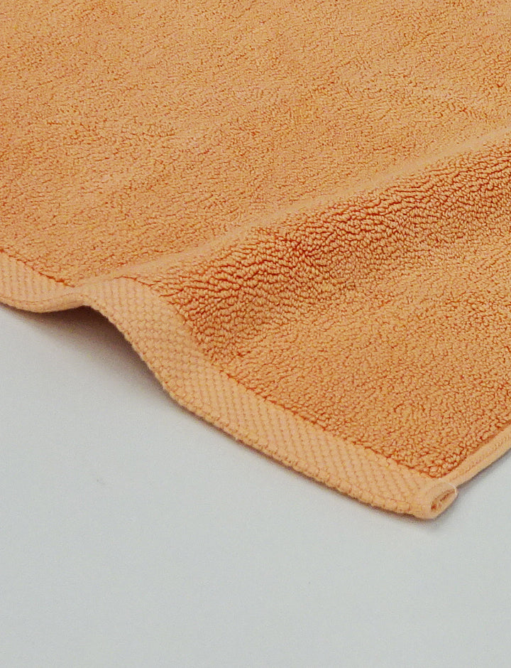 Modern Resort Bath Mat