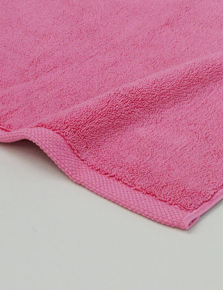 Modern Resort Bath Mat