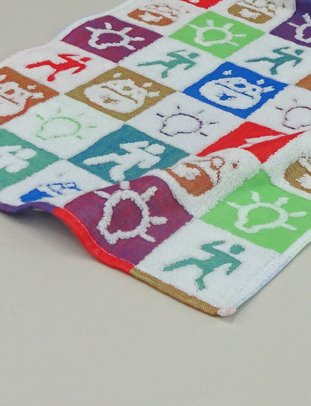 Gacchiri Monday Hand Towel