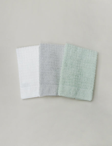 VILLA SUITE Face Towel