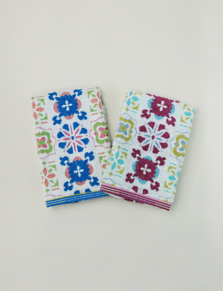 Majolica Face Towel