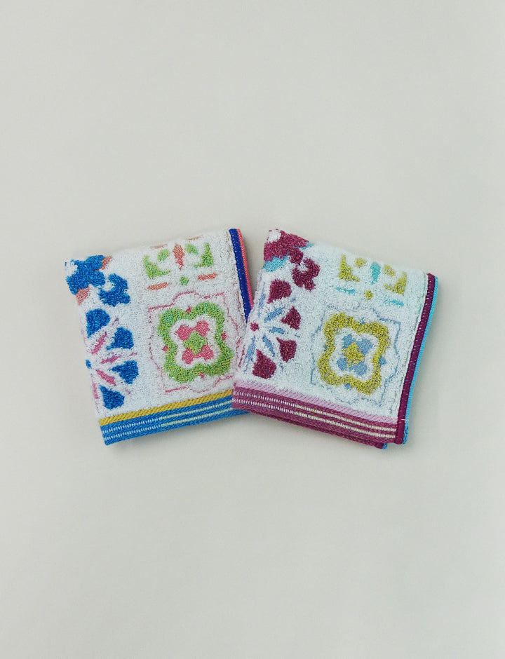 Majolica Hand Towel